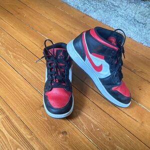 Nike air Jordan 1s 7 youth